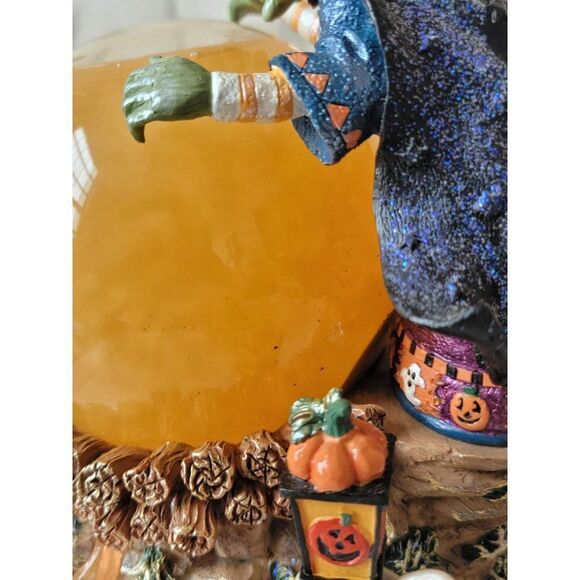 Halloween witch light up snow globe cauldron potion pumpkin ghost Crow - Picture 13 of 13